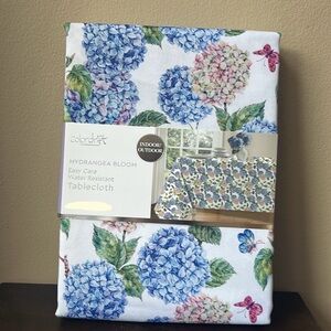 Colordrift Tablecloth Hydrangeas New Butterflies Floral Spring Summer 60”x84”